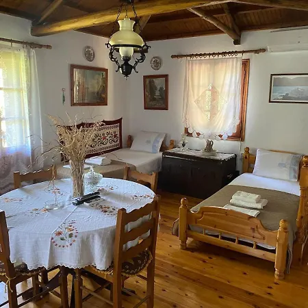 Holiday home Mili's With Magnificent View *